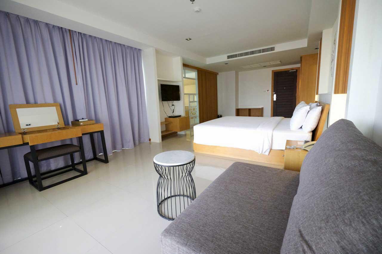 酒店 Welcome World Beachfront Pattaya