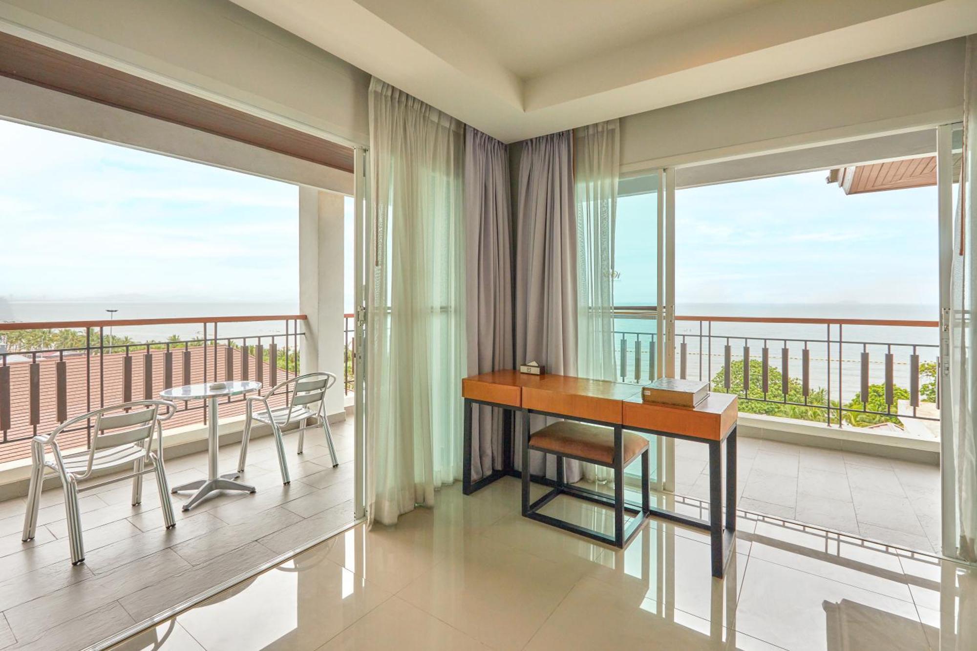 เวลคัมเวิร์ลบีช รีสอร์ทแอนด์สปา Pattaya