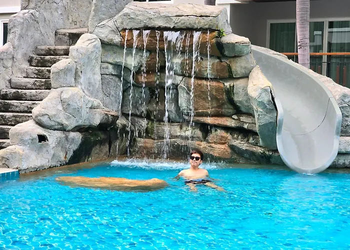 Welcome World Beach Resort&Spa